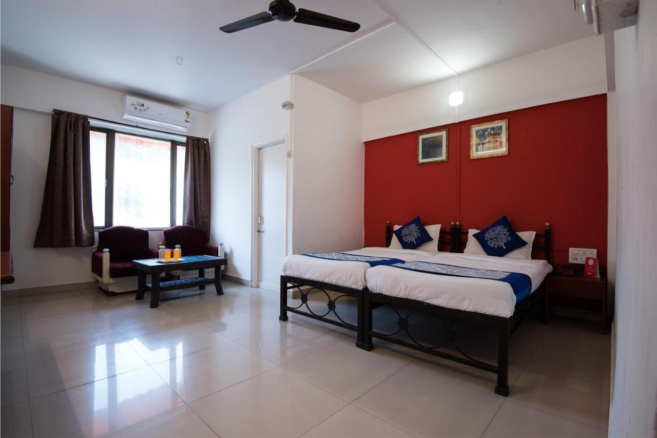 Oyo 1065 Hotel Hmr Royal Inn Púna Exteriér fotografie
