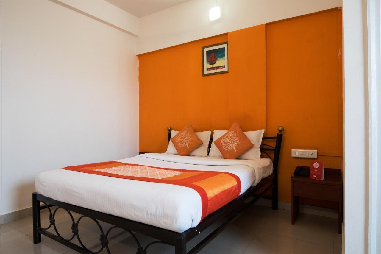 Oyo 1065 Hotel Hmr Royal Inn Púna Exteriér fotografie